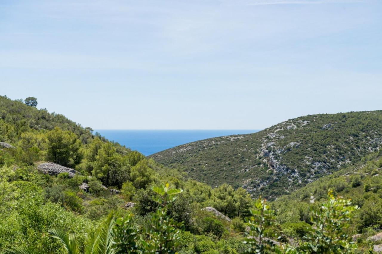 Rural House Pikola With Sea View On Vis Island Villa Komiza Exterior photo