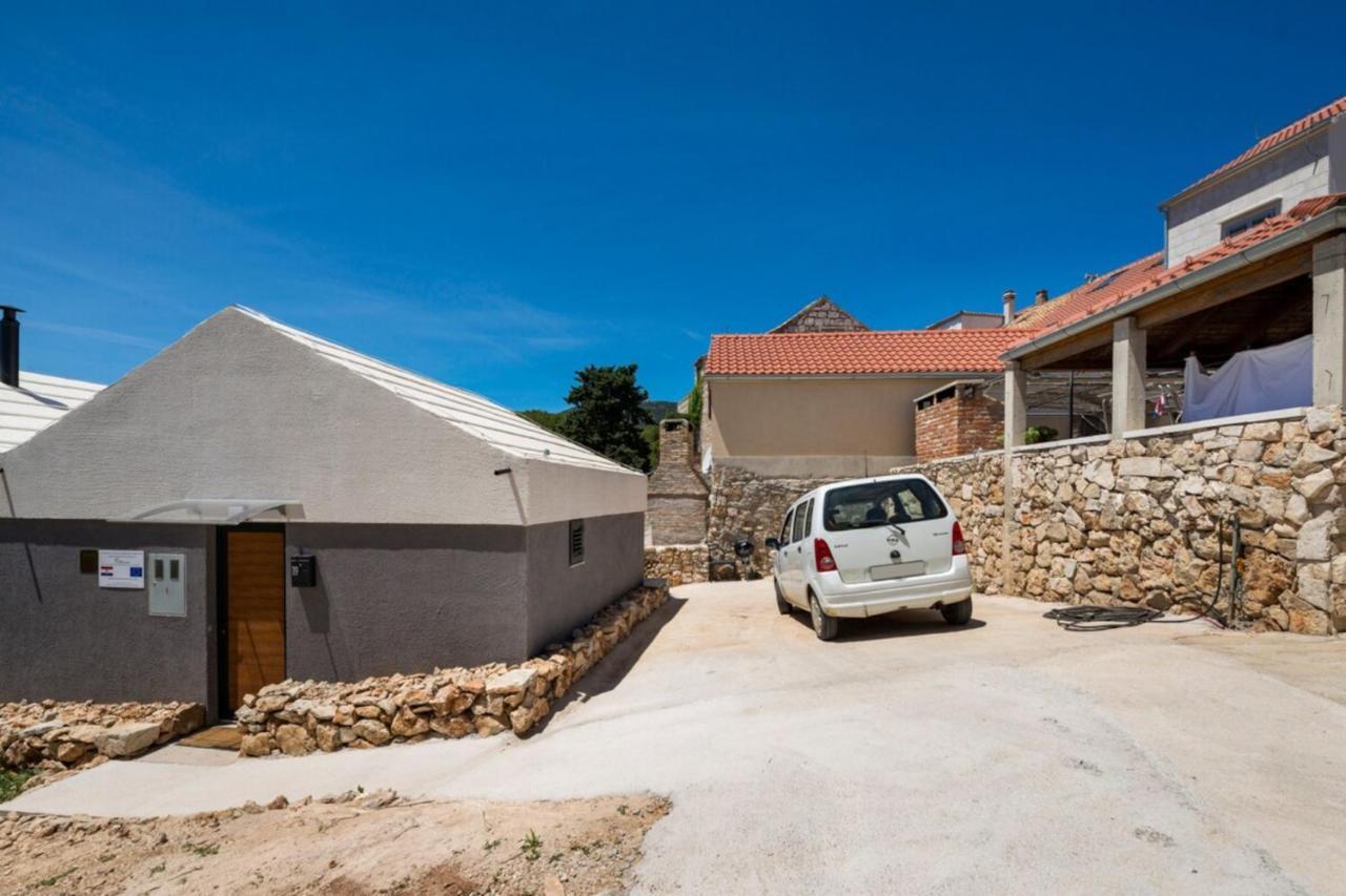 Rural House Pikola With Sea View On Vis Island Villa Komiza Exterior photo
